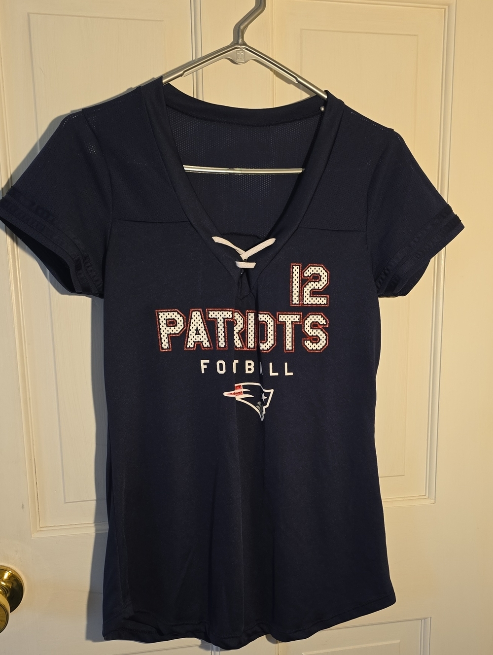 NFL Team Apparel Women's Navy Graphic Jersey Tee Size M